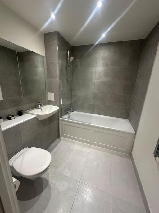 Luxury 2 Bed *